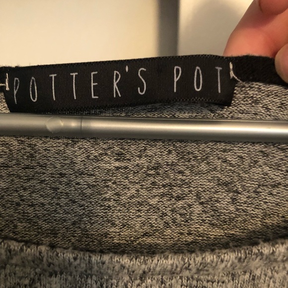 Sweater - Picture 3 of 5